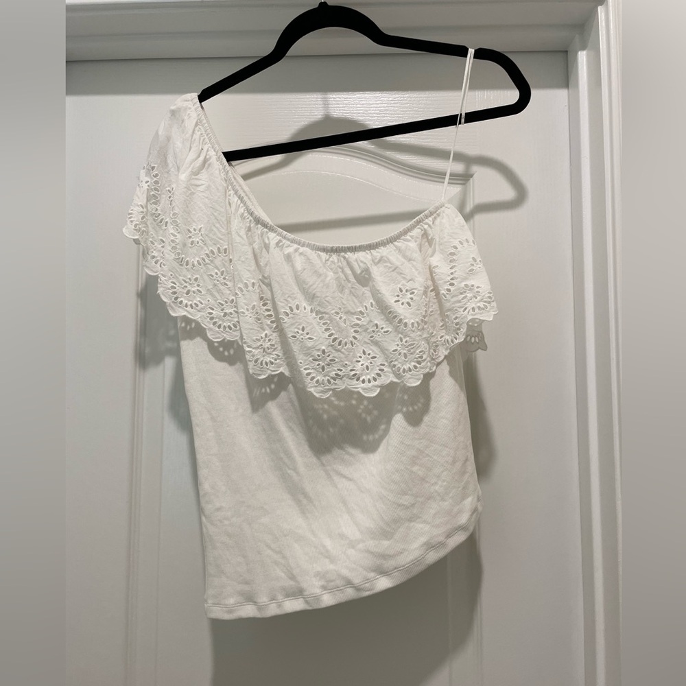 White one shoulder top